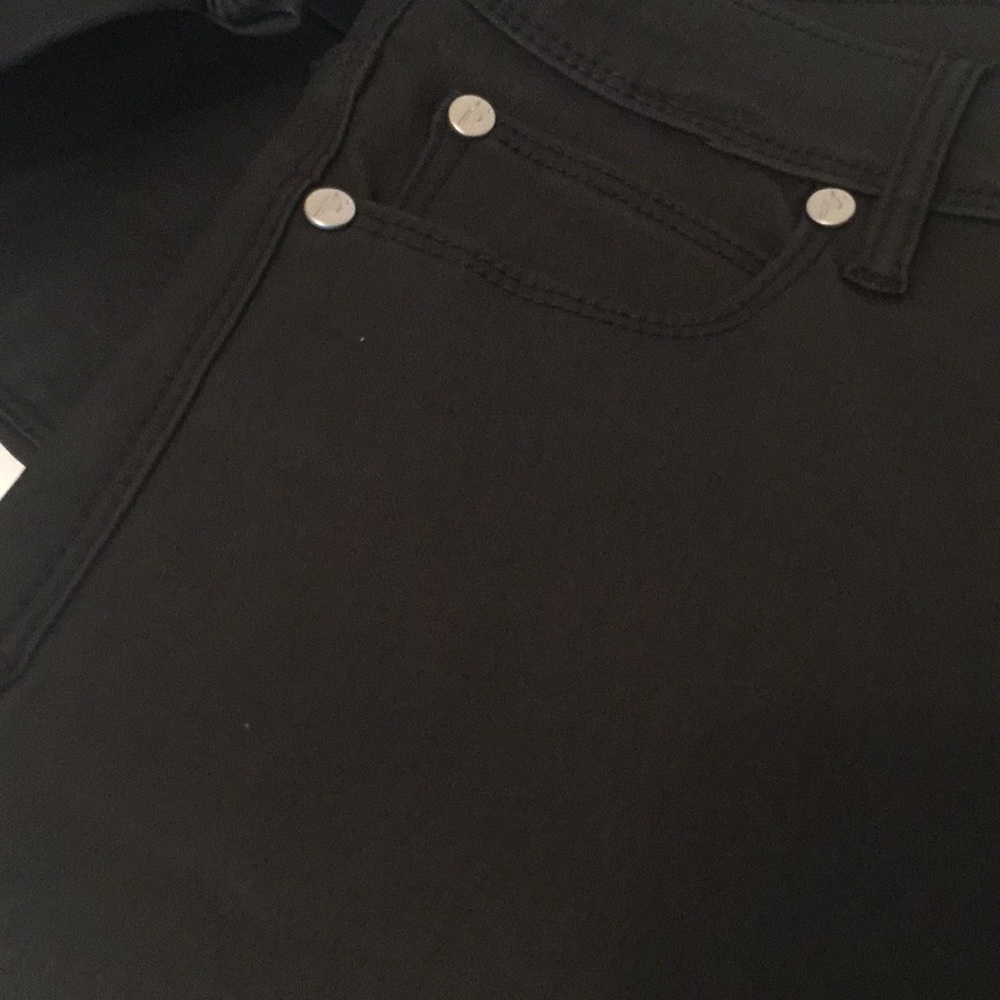 🆕 Vera Wang black waxed denim skinny jeans - Picture 5 of 5
